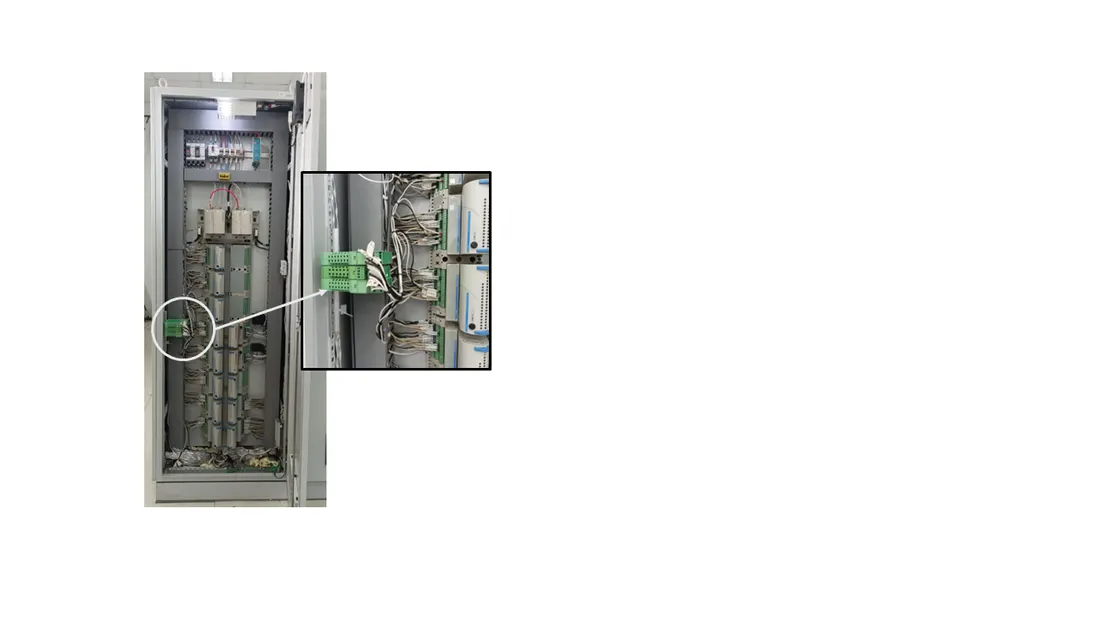 Control-room rack with the signal splitter and wiring identified in a close-up.